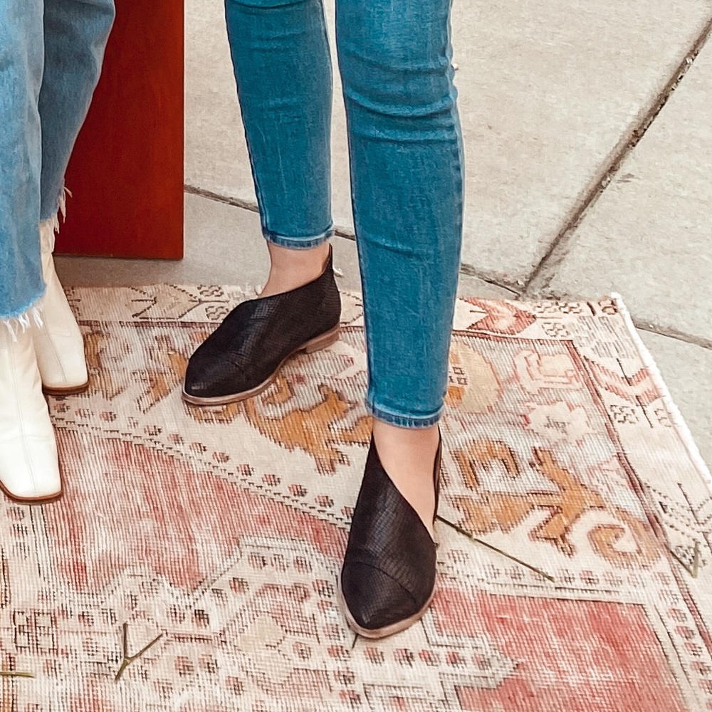 FREE PEOPLE Royale Flat